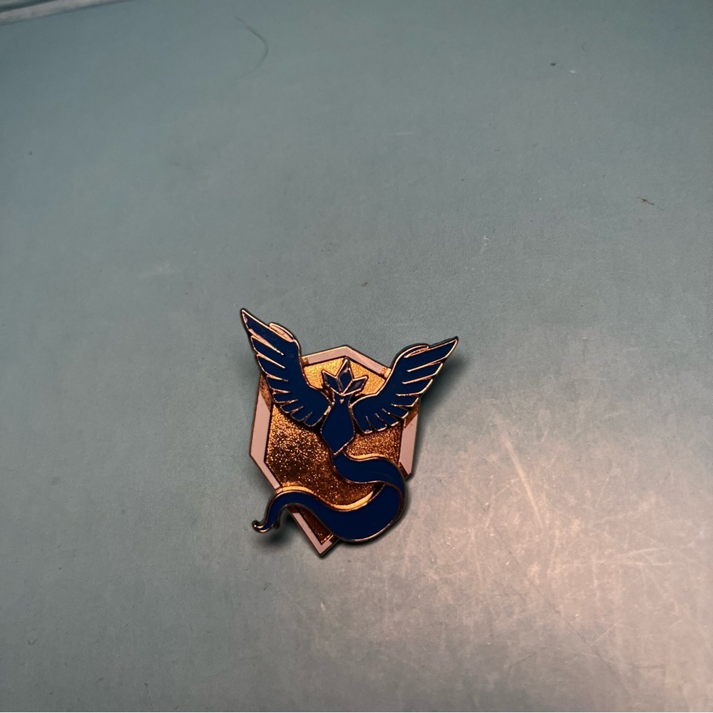 Pokémon Go Team Mystic Articuno Pin